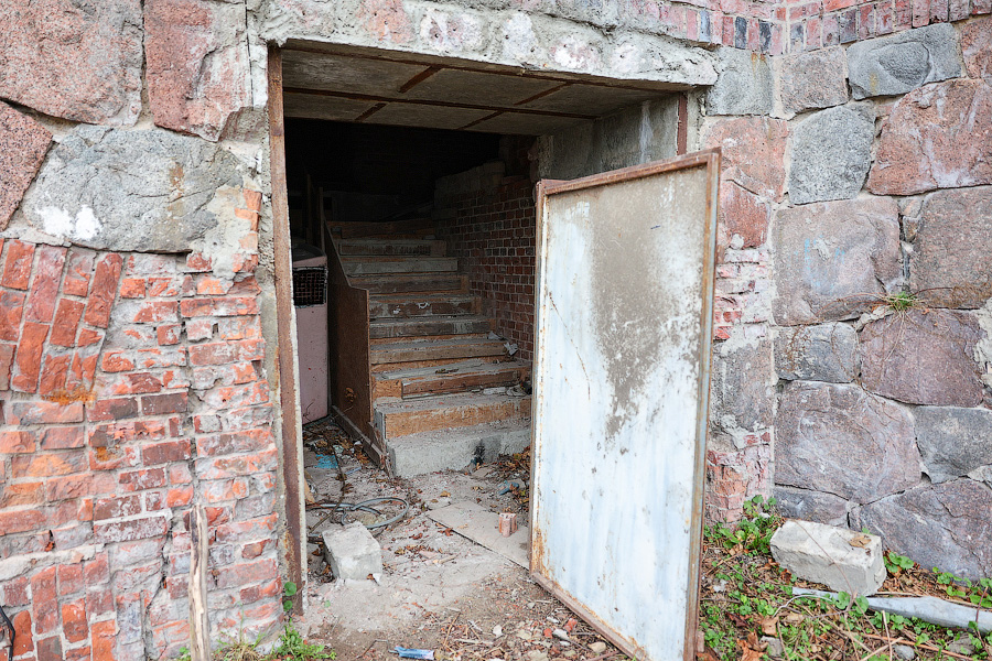 Бастион и порядок: в «Литве» провели первый субботник (фото)