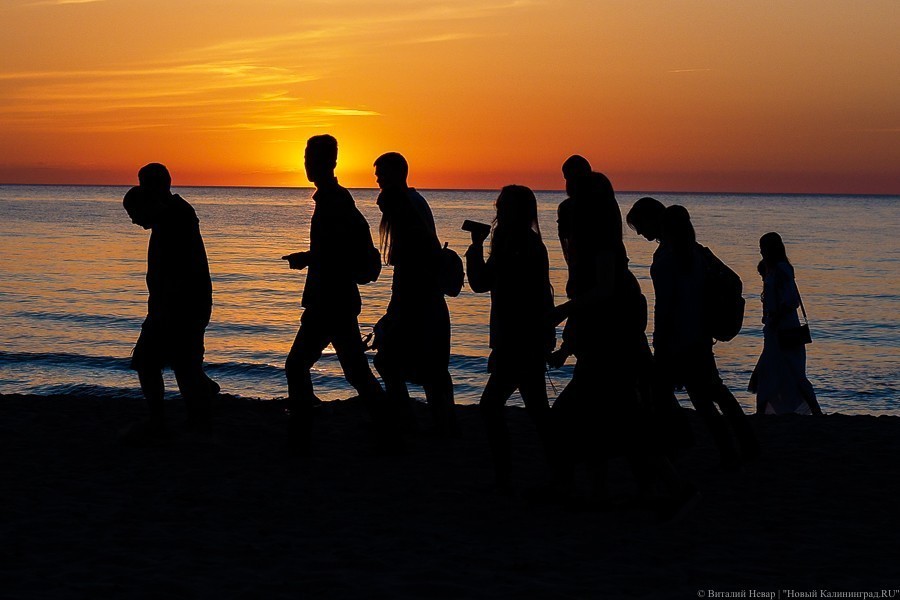 Не повод для пикников: калининградцев просят оставаться дома в неделю выходных