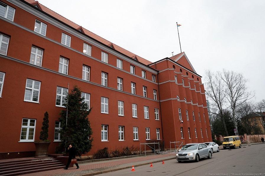 Автобазе правительства не удалось получить контракт правительства на перевозку депутатов