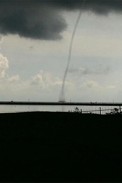 Над Куршской косой пронесся смерч (фото)
