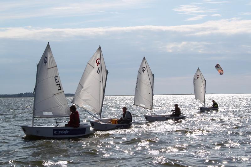 «Все получит победивший»: репортаж с первенства области в классе «Оптимист»