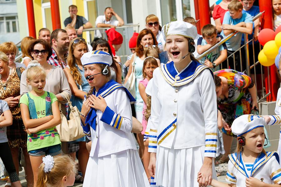 «С небольшим опозданием»: в пос. им. А. Космодемьянского открылся новый детский сад 