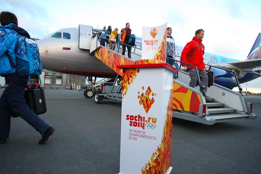 «Огоньку не найдется?»: Светлогорск встретил олимпийскую эстафету