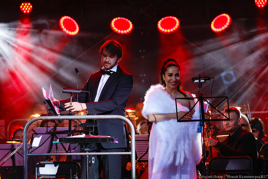 Фестиваль на руинах: в замке Рагнит сыграли музыку Чайковского и Рахманинова (фото)