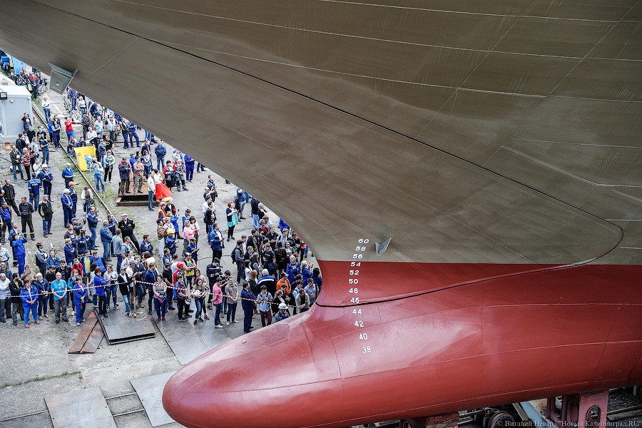 Человек и БДК: в Калининграде спустили на воду судно «Петр Моргунов»