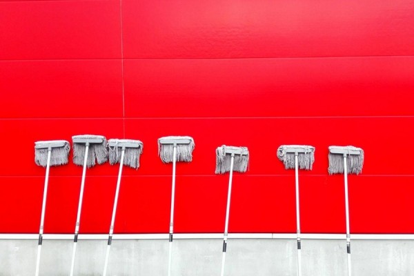 Как сэкономить на уборке и добиться чистоты в доме