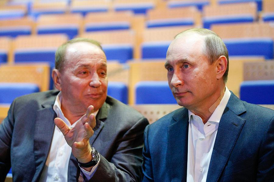 Зритель номер один: Путин в Театре эстрады (фото)