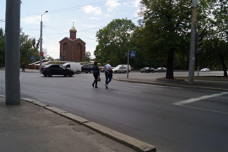 На Гвардейском проспекте убрали пешеходный переход к Астрономическому бастиону