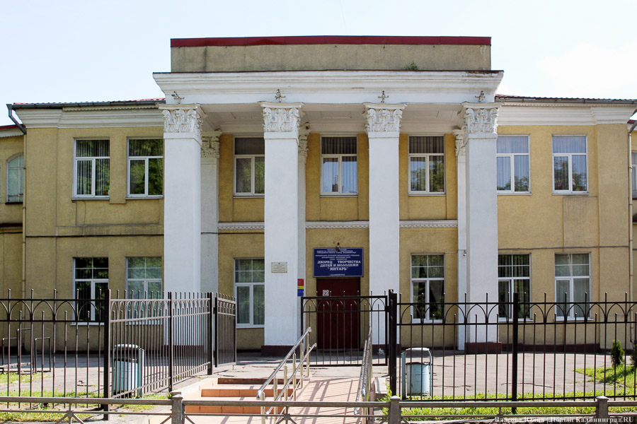 Горвласти хотят отремонтировать фасад исторического здания гостиного дома по ул. Судостроительной