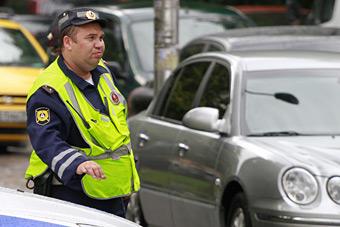 ГИБДД напоминает о штрафах за тонировку
