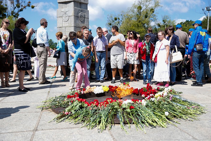 День, когда все изменилось: Калининград вспоминает жертв войны (фото)
