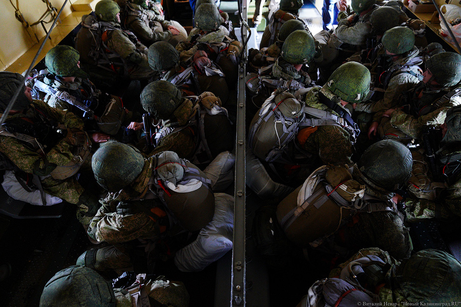 Псковский десант в Калининградской области: в России продолжаются учения «Запад-2021» (фото)