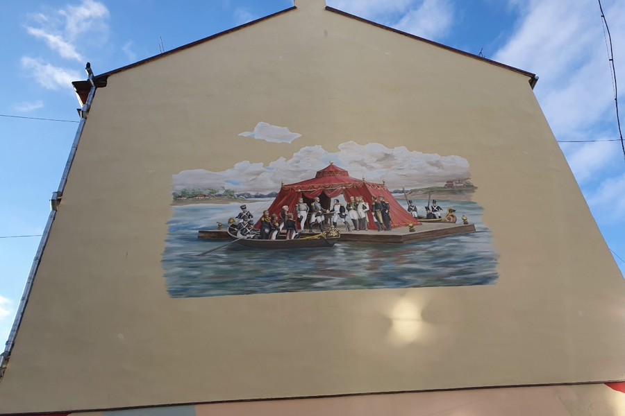 В Советске нарисовали граффити на тему Тильзитского мира (фото)