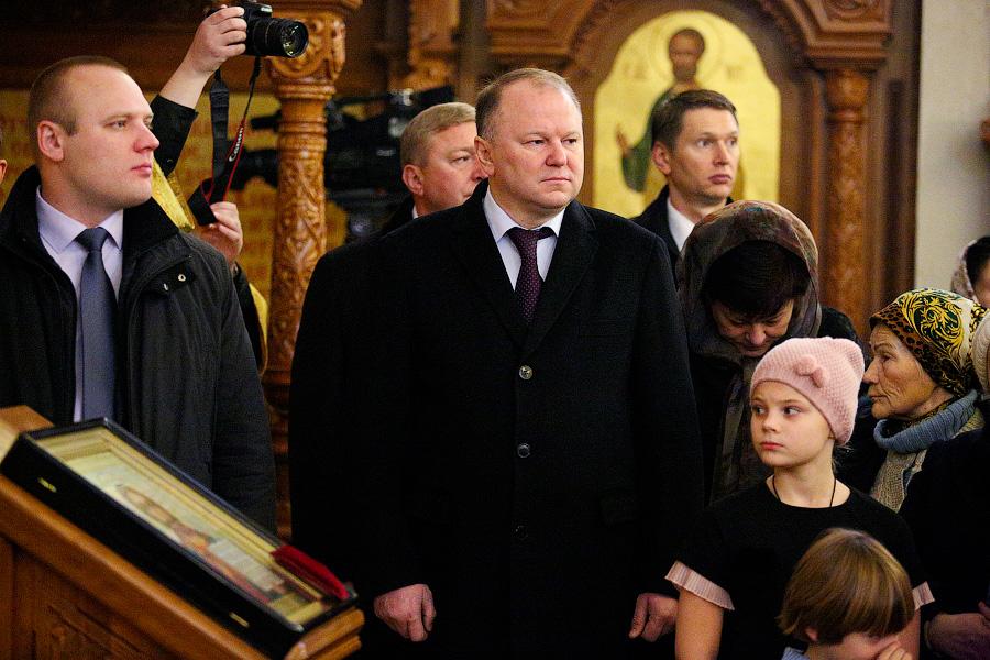Орден за храм: что Патриарх шепнул на ухо Ярошуку на торжественной службе