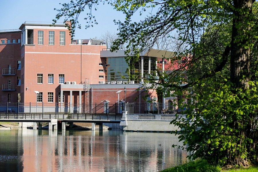 «Почти как в солярии»: чем теперь отличаются озера Верхнее и Поплавок