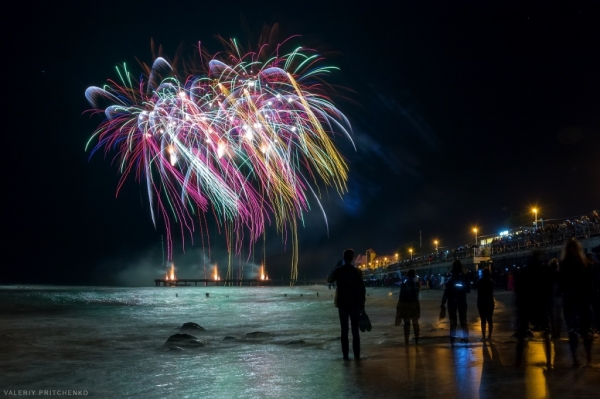 Создайте незабываемую атмосферу праздника вместе с Центром фейерверков «Хан»