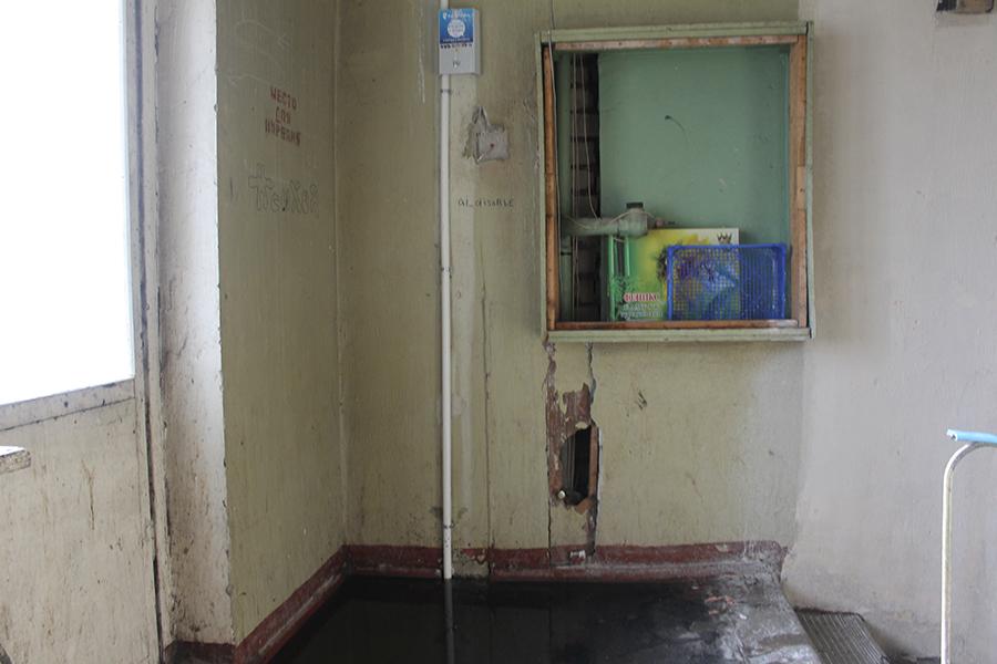 «Темно и воды по колено»: чем обернулся крупный пожар в Калининграде