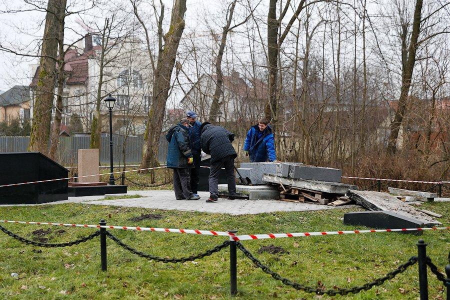 «Вандализм или ремонт?»: горожане беспокоятся за мемориалы ВОВ в Калининграде