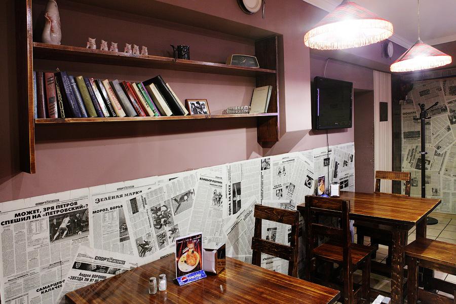 «Мы живем за счет любви наших клиентов»: владелец рюмочной «Пробка» Антон Гендриксон