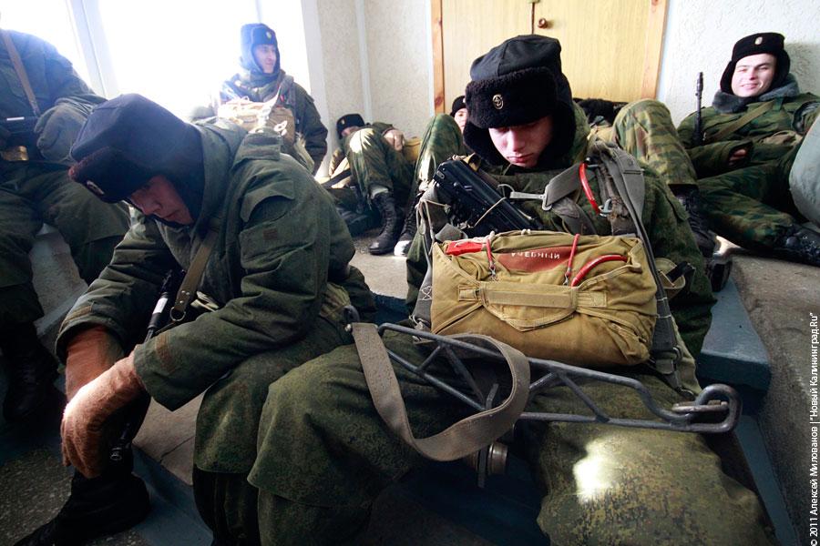 "Солдат спит - министр идет": фоторепортаж "Нового Калининграда.Ru"