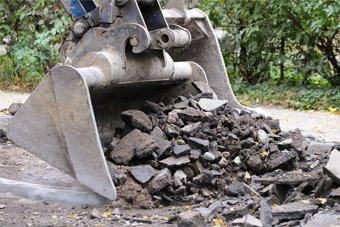 Городские власти обещают отремонтировать Правую Набережную до 20 мая