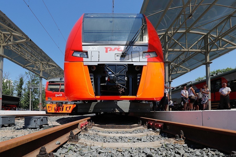 Областные власти возвращают в расписание дневные электрички и автобусы