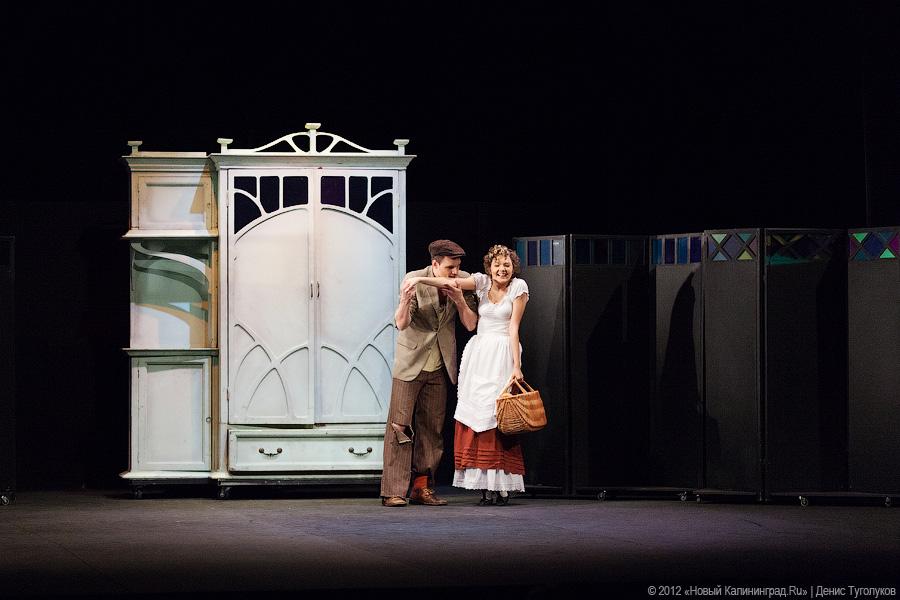 «Искреннее искусство по Булгакову»: фоторепортаж со спектакля «Зойкина квартира»