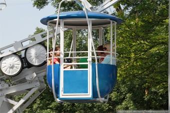 Запуск колеса обозрения в парке «Юность» перенесли на конец сентября