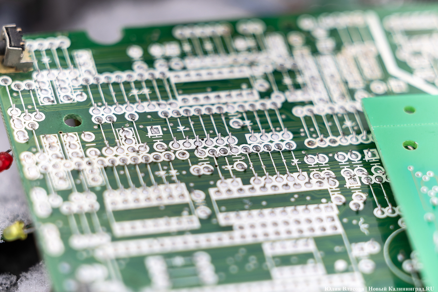 «Ничего на свалку не уйдет»: в Калининграде стали раздельно собирать 14 видов отходов (фото)