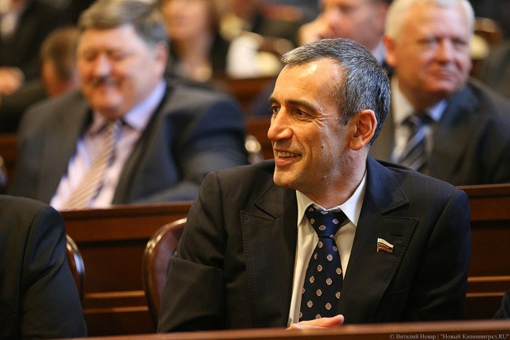 Янтарный обязался выплатить более 14 млн руб. компании Власенко из-за «Шлосса»