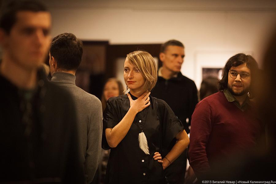 «Точка „0“»: фотохудожники Калининграда о выставке «Белый» в Немецко-русском доме