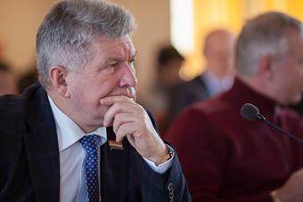 Депутаты одобрили норму о назначении досрочных выборов губернатора на сентябрь