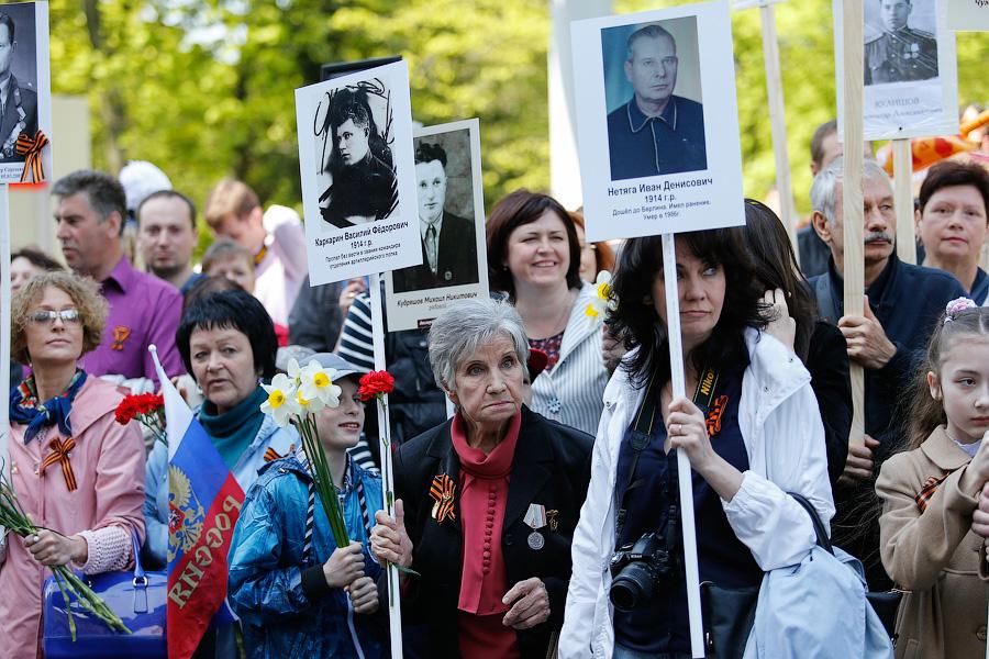 Те, кого не забыли: акция «Бессмертный полк» в Калининграде (фото)
