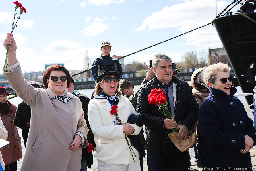 Рыжая заря и бульбачка: День селёдки вернулся в Калининград (фото)