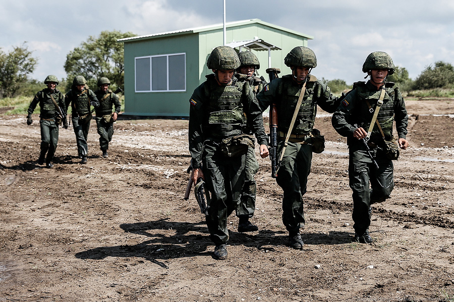 Остаться в живых: как морпехи пяти стран лучших в полевой выучке определяли