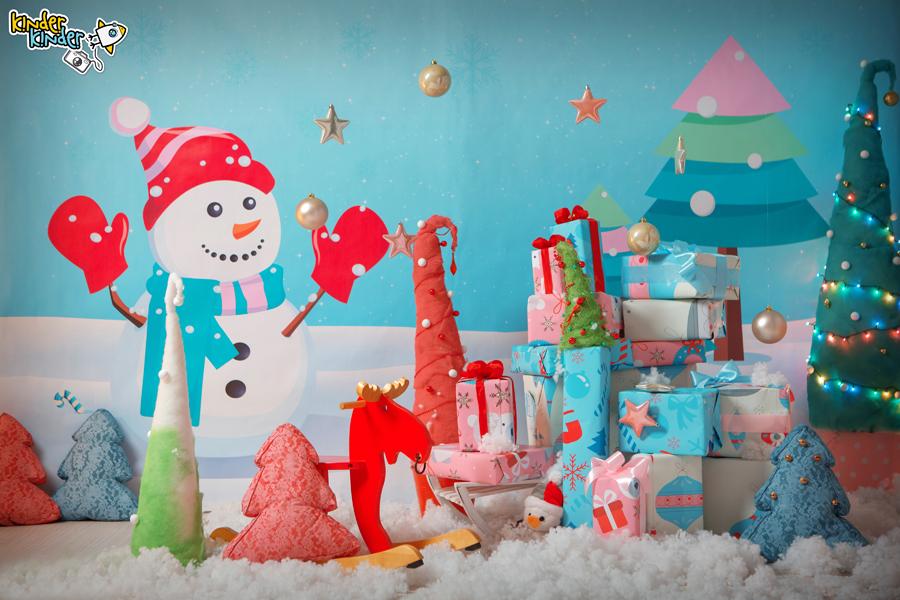 Создайте новогоднюю сказку вашей семьи в фотостудии KinderKinder