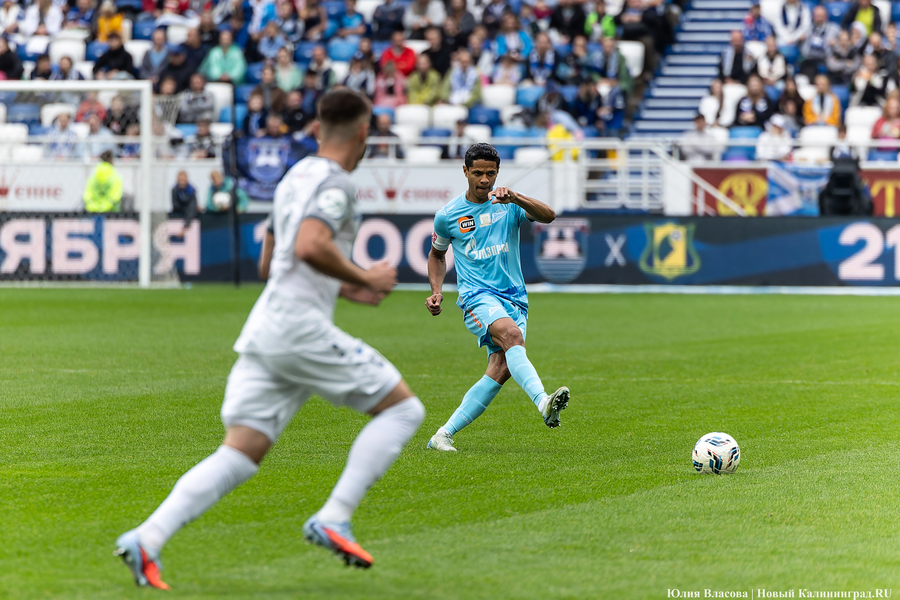Ничья и второе место в РПЛ: как «Балтика» и «Зенит» сыграли в Калининграде (фото)