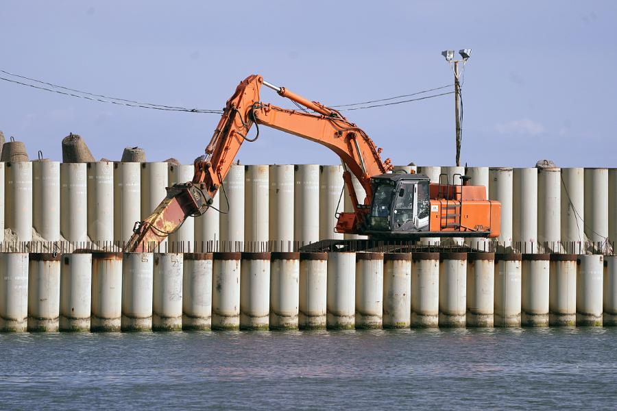 Федеральный заказчик порта в Пионерском подал в суд на подрядчика