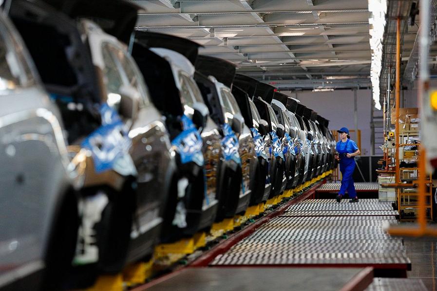 Алиханов об «Автоторе»: компания довольна ситуацией, которую они смогли удержать