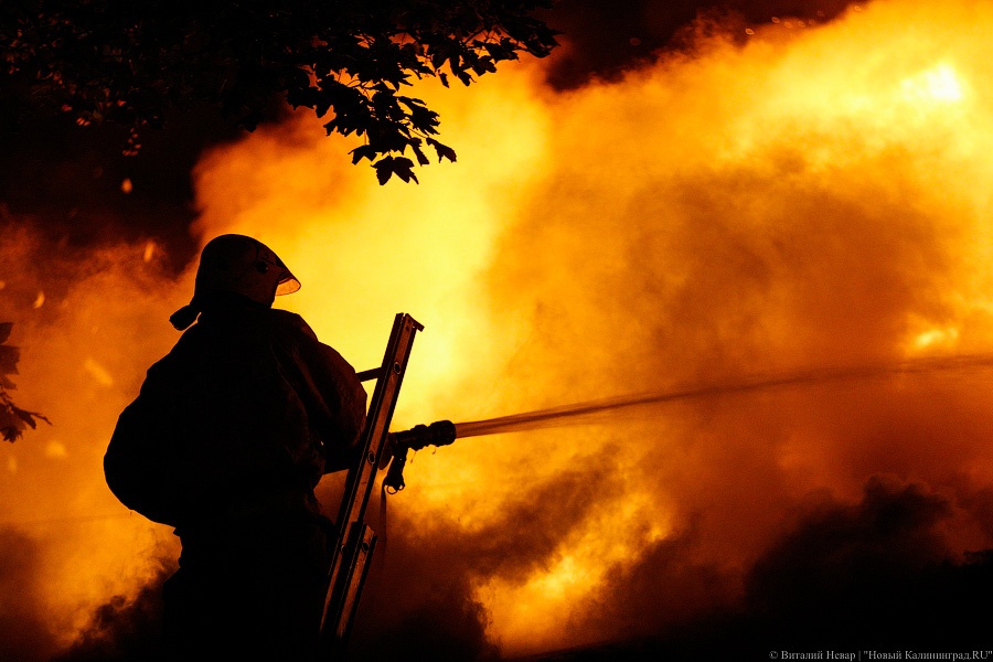 Пожар на рынке в Черняховске устроил обидевшийся на сторожа 20-летний рецидивист