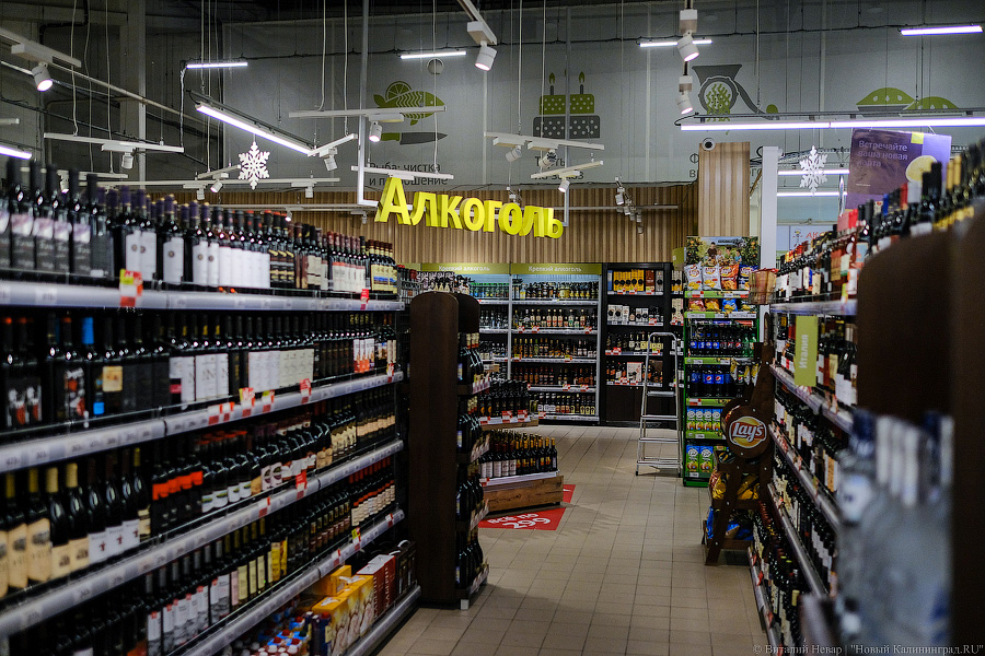 В России в декабре резко снизились продажи игристого вина