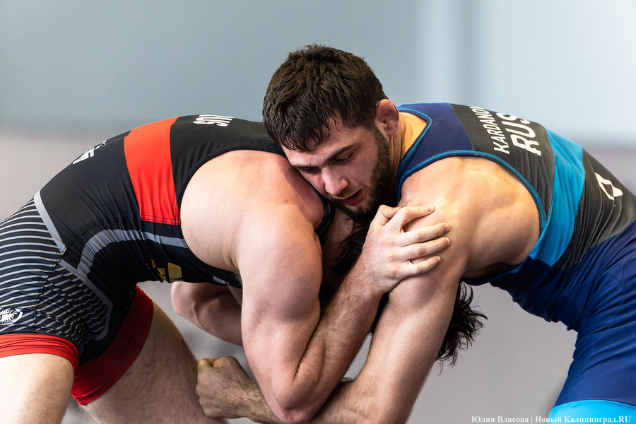 На пределе сил: в Калининграде прошел турнир по борьбе на Кубок Андрея Шумилина (фото)
