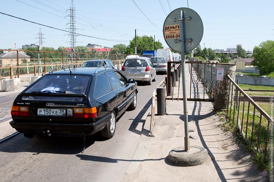 Второй аварийный: что происходит с мостом на ул. Суворова (фото)