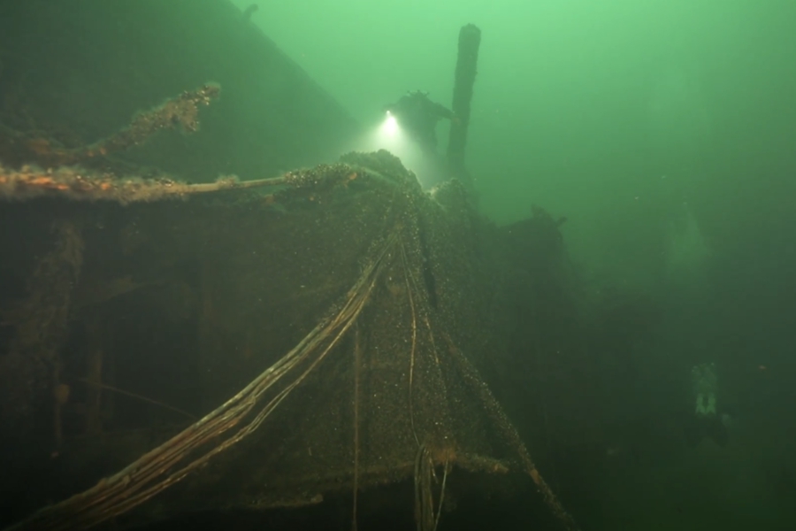 Полёты на дне и наяву: как калининградские дайверы исследуют затонувшие корабли (фото)