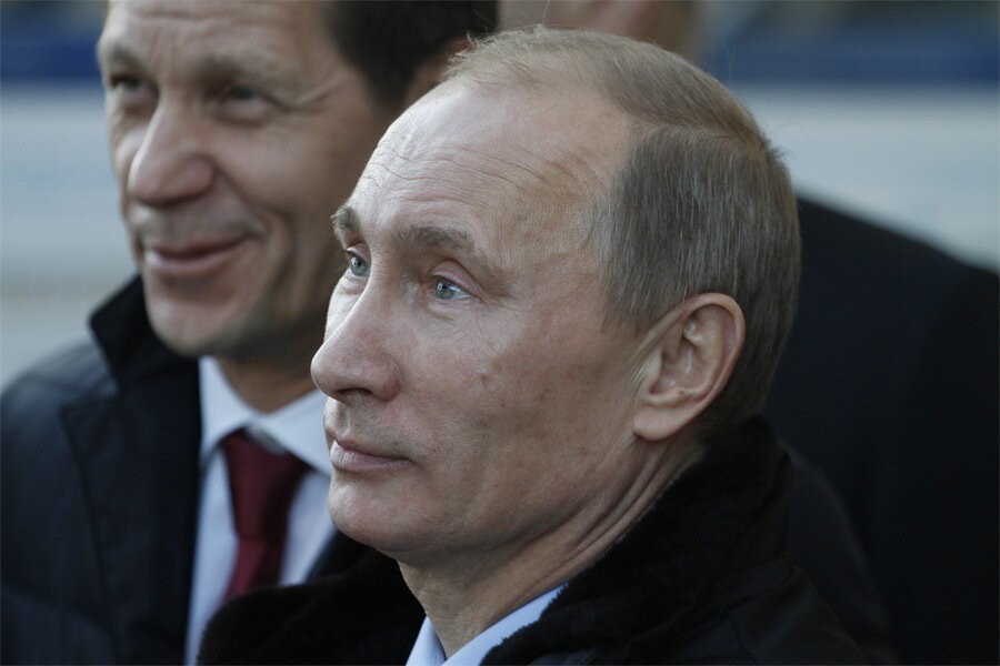 Алиханов закончил день на стройке, вспоминая Путина