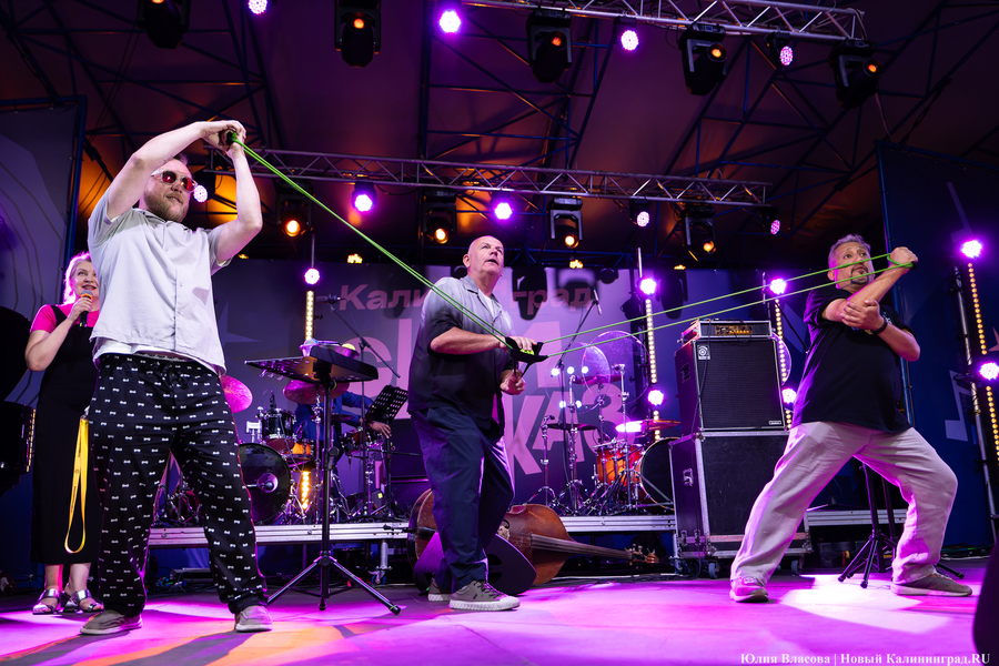 Дикие пляски цыганских шляпников: оглушительное закрытие «Калининград Сити Джаза» (фото)