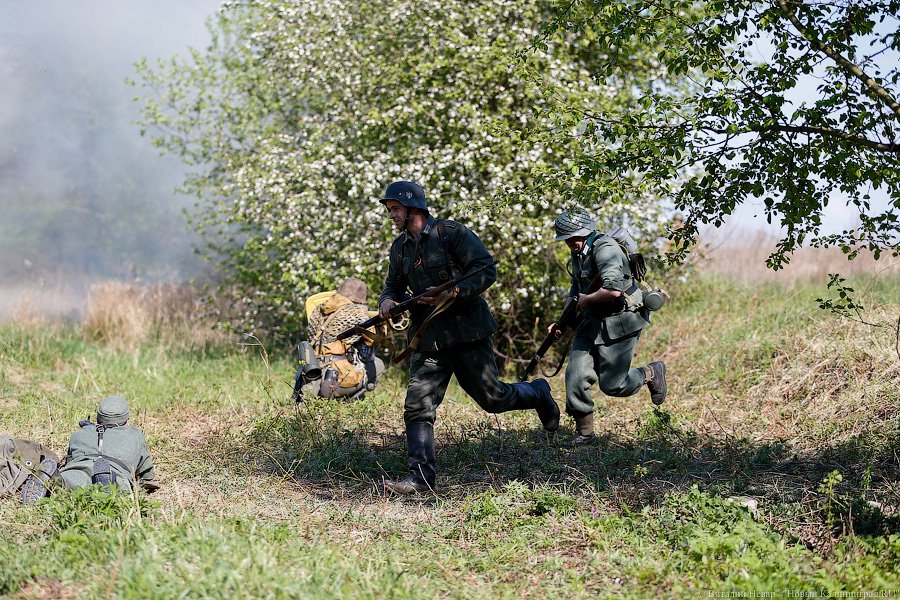 Своими силами: под Калининградом открыли мемориал воинам-мотоциклистам (фото)