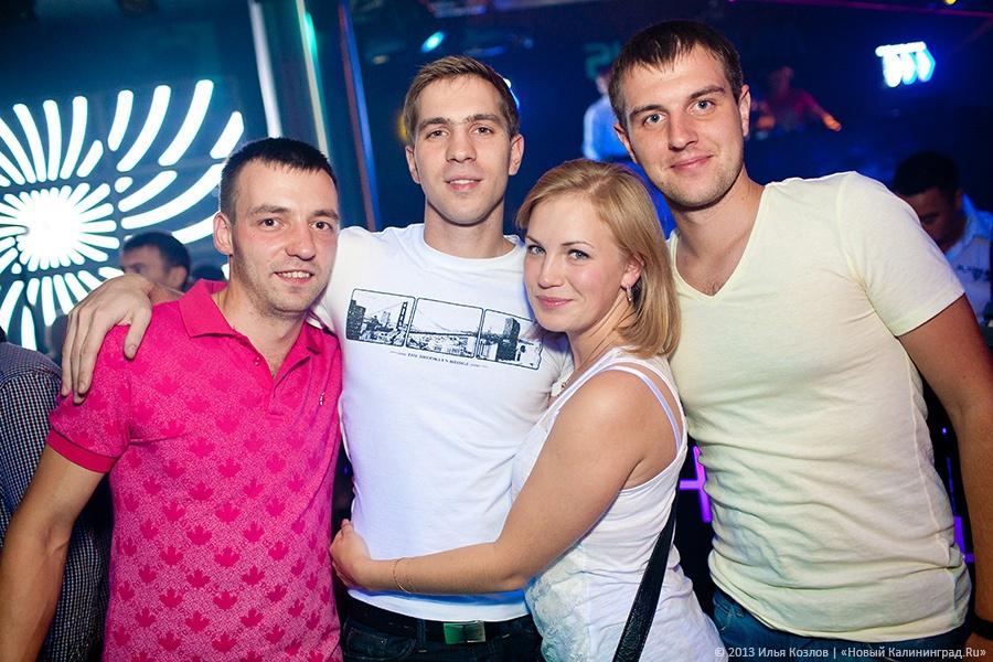 Максимальный отрыв: фоторепортаж с концерта Max’C в клубе «Платинум»