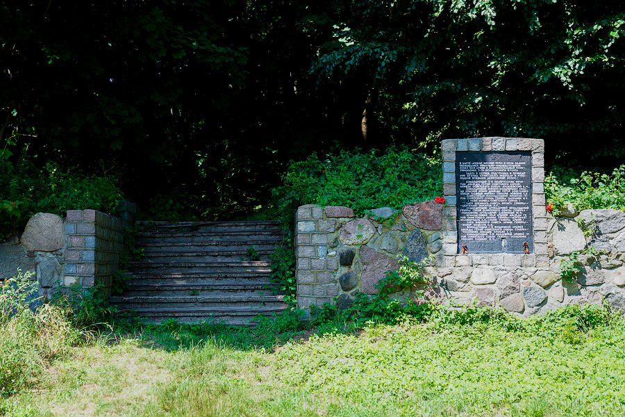 Усадьба разбитых окон: как выглядит Командный пункт 43-й армии перед реконструкцией (фото)