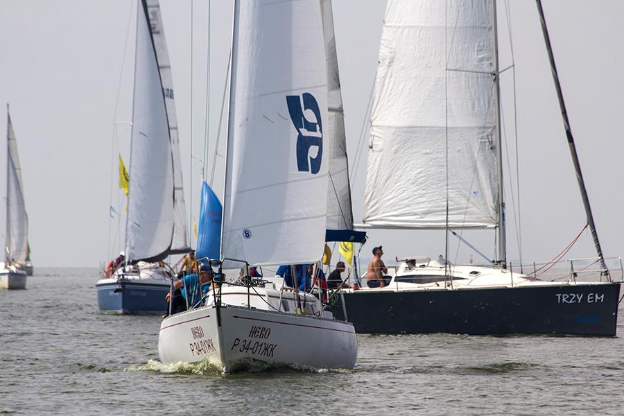 Залив больших возможностей: как прошла регата «Кубок трех губернаторов»